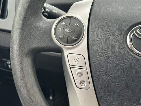 Used 2015 Toyota Prius Three image 34
