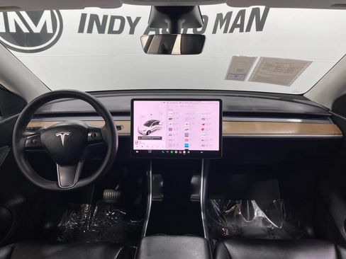Used 2021 Tesla Model Y Long Range AWD/4WD image 19