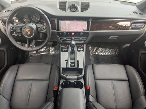Certified 2026 Porsche Macan Turbo AWD/4WD image 23