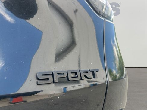 Certified 2025 Honda HR-V Sport image 31