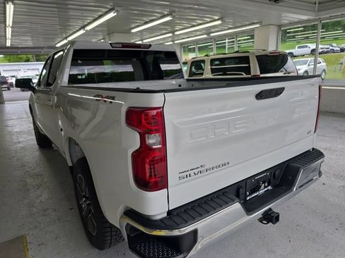 Certified 2024 Chevrolet Silverado 1500 LT AWD/4WD image 3