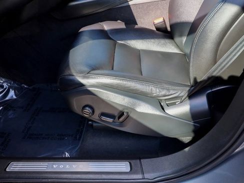 Used 2020 Volvo XC90 T5 Momentum w/ Protection Package image 39