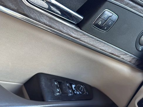 Used 2016 Lincoln MKX Reserve w/ Climate Package image 22