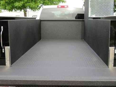 New 2023 RAM 5500 Tradesman w/ Chrome Appearance Group image 57