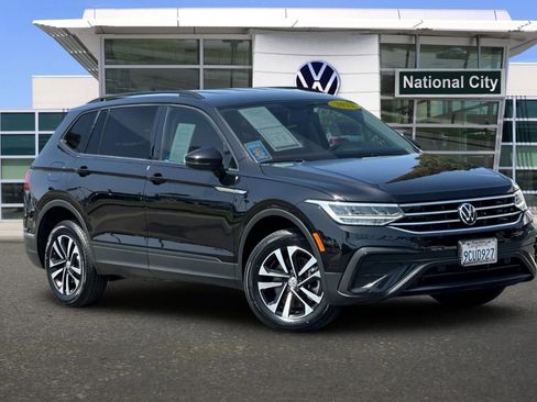 Used 2022 Volkswagen Tiguan S FWD image 2