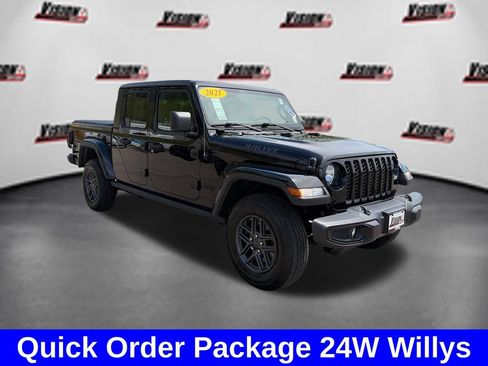 Used 2021 Jeep Gladiator Sport AWD/4WD image 3