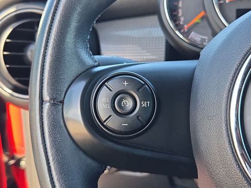 Used 2017 MINI Cooper Convertible image 21