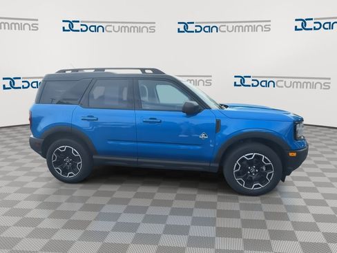 Used 2025 Ford Bronco Sport Outer Banks w/ Outer Banks Tech Package+ AWD/4WD image 9