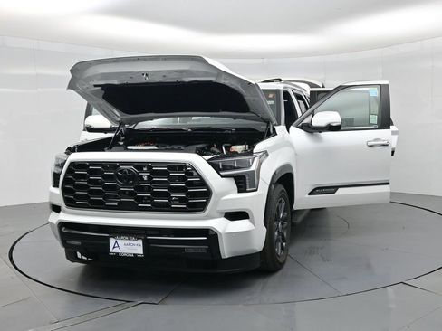 Used 2024 Toyota Sequoia Platinum AWD/4WD image 30