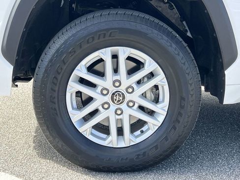 Used 2023 Toyota Tundra SR5 w/ SR5 Premium Package image 11