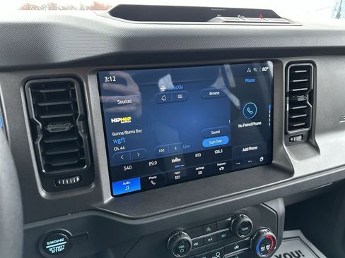 New 2025 Ford Bronco 4-Door AWD/4WD image 16