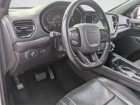 Used 2023 Dodge Durango GT image 9
