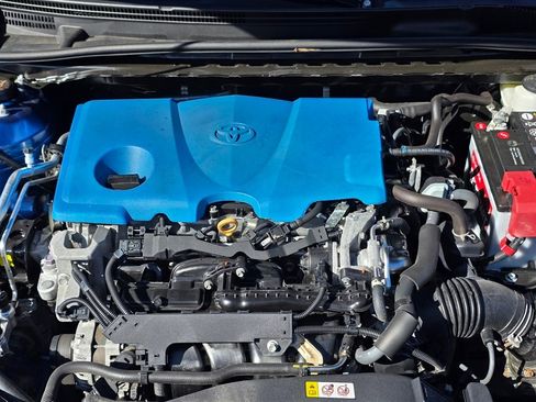 Used 2020 Toyota Camry LE image 23