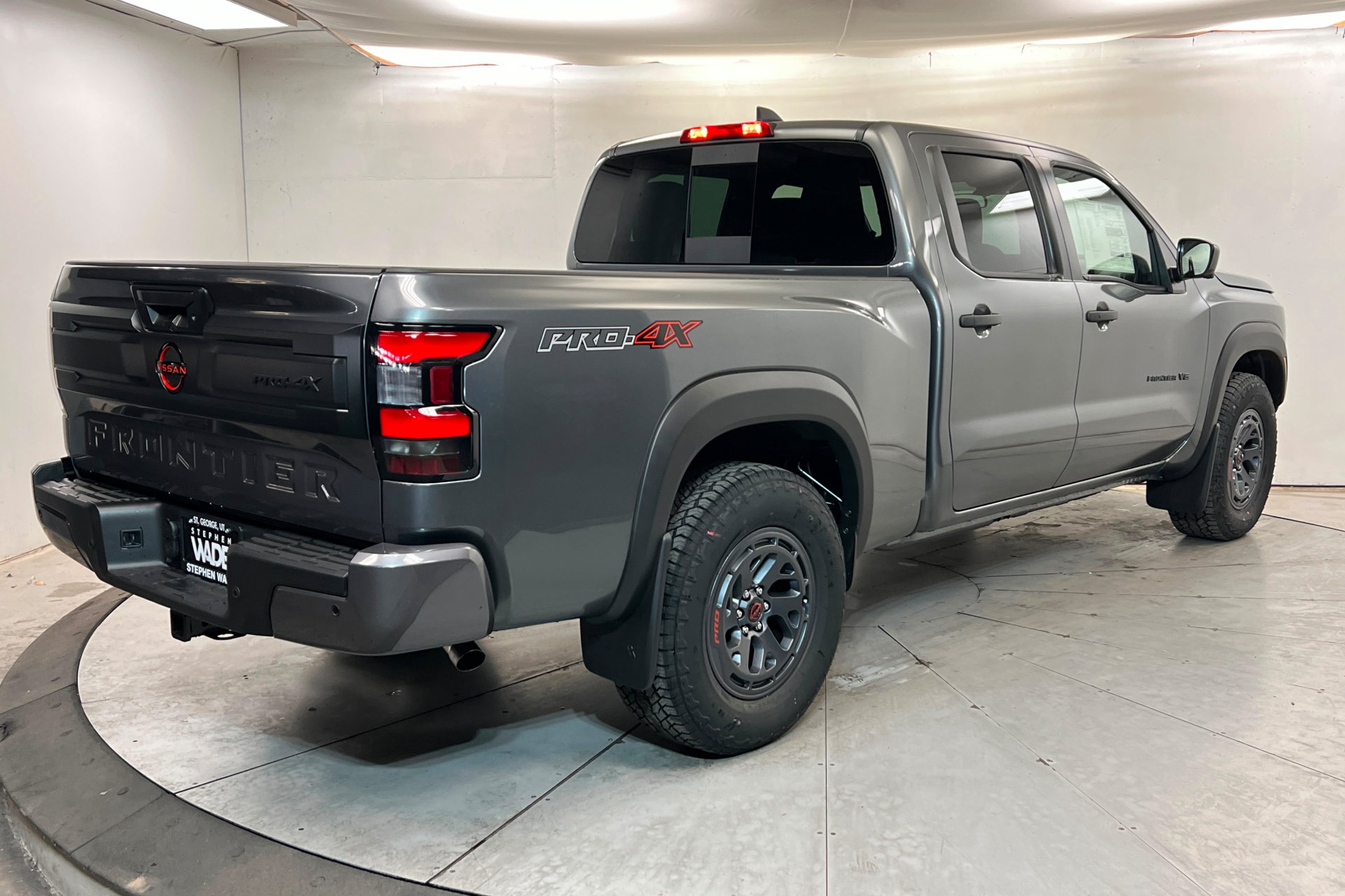 New 2027 Nissan Frontier PRO-4X w/ Pro Convenience Package AWD/4WD image 5
