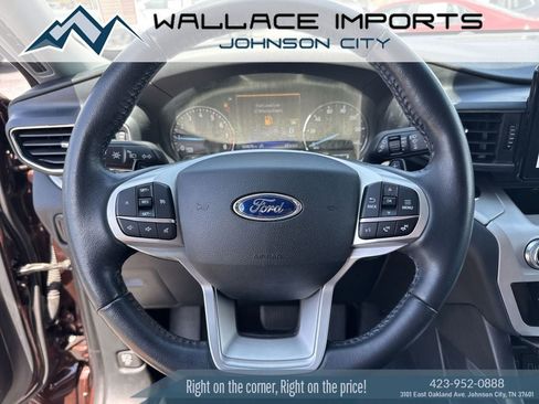 Used 2020 Ford Explorer XLT w/ Equipment Group 202A AWD/4WD image 28