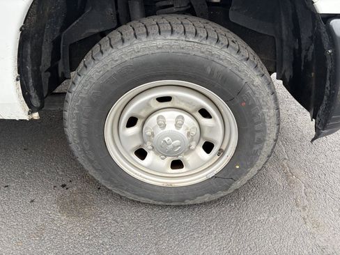 Used 2018 RAM 2500 Tradesman image 10