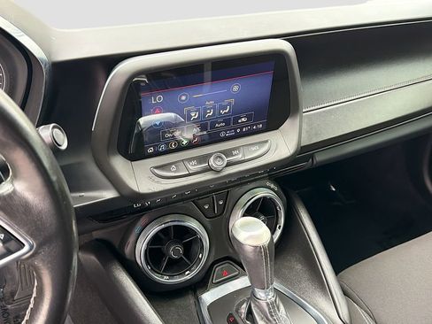 Used 2021 Chevrolet Camaro LT w/ Technology Package RWD image 24