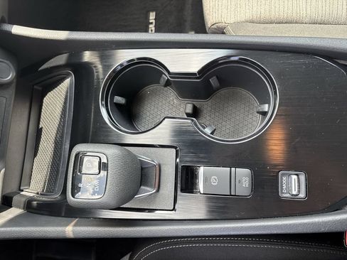 Used 2023 Nissan Rogue SV FWD image 21