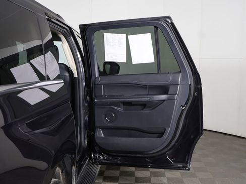 Used 2024 Ford Expedition Max XLT image 24