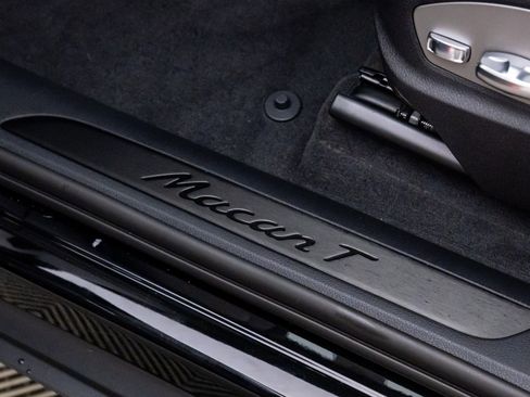New 2026 Porsche Macan Turbo image 18