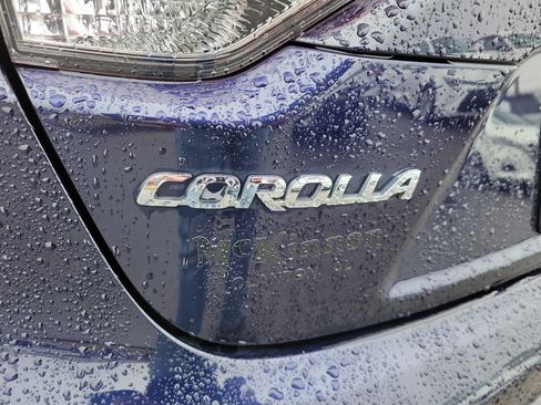 Certified 2024 Toyota Corolla SE w/ Convenience Package image 10