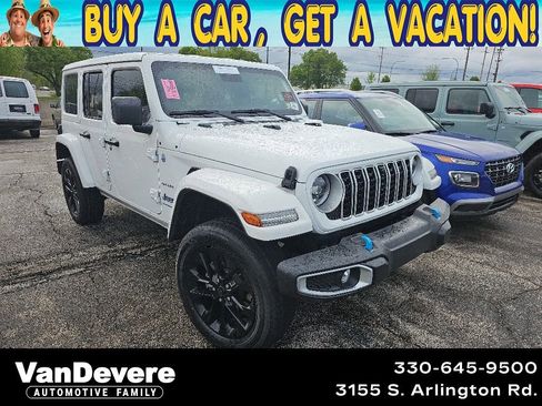 Used 2024 Jeep Wrangler Unlimited Sahara w/ Technology Group AWD/4WD image 1