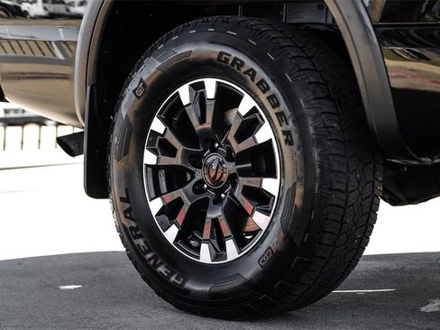 Used 2023 Nissan Titan PRO-4X w/ Off Road Protection Package image 57