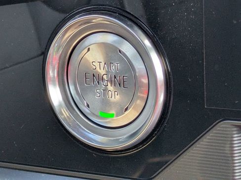 New 2025 Chevrolet Corvette E-Ray image 39