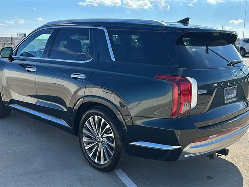 Used 2024 Hyundai Palisade Calligraphy image 11