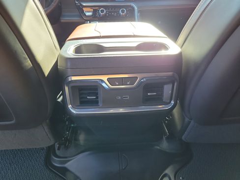 Used 2023 GMC Sierra 1500 Denali Ultimate image 12