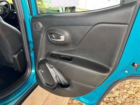 Used 2021 Jeep Renegade Limited w/ Sun & Sound Group image 24