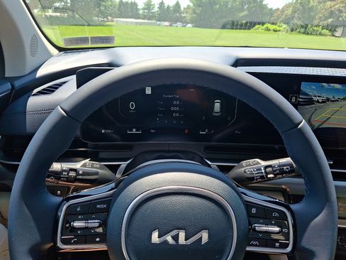 New 2026 Kia Carnival SX FWD image 14