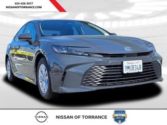 Used 2025 Toyota Camry LE FWD video 1