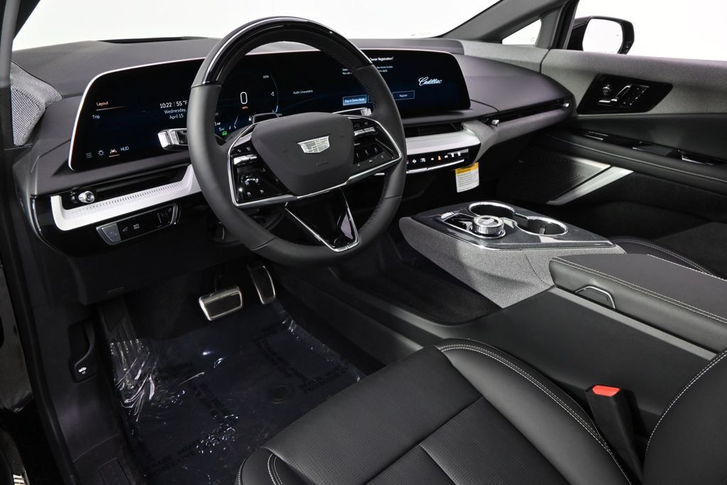 New 2026 Cadillac Optiq Luxury 2 w/ LPO, Floor Liner Package AWD/4WD image 12