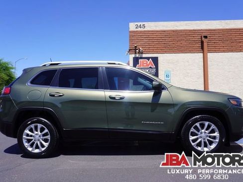 Used 2019 Jeep Cherokee Latitude w/ Popular Appearance Group FWD image 56