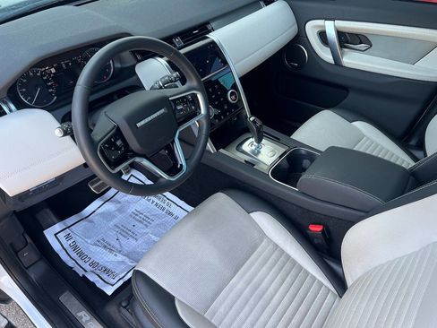 Used 2023 Land Rover Discovery Sport SE R-Dynamic AWD/4WD image 14