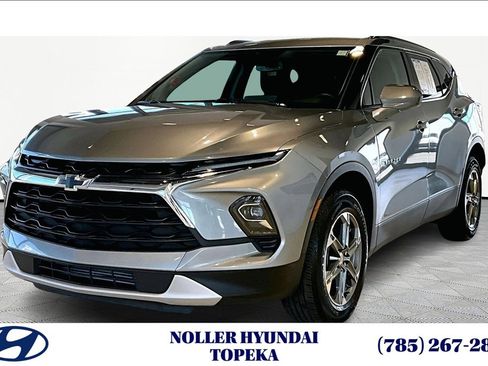 Used 2023 Chevrolet Blazer LT w/ Convenience Package image 1