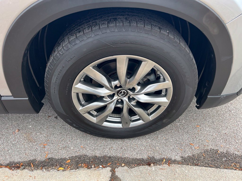 Used 2019 MAZDA CX-9 Touring w/ Touring Premium Package FWD image 12