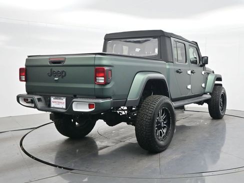 Used 2023 Jeep Gladiator Sport AWD/4WD image 5