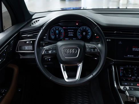 Used 2021 Audi Q7 3.0T Premium AWD/4WD image 12