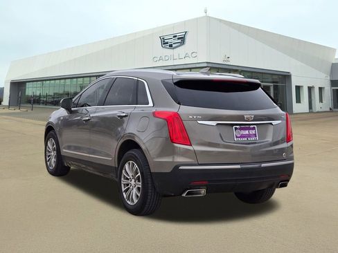 Used 2018 Cadillac XT5 Luxury w/ Driver Awareness Package image 4