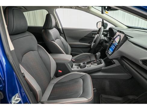 Used 2024 Subaru Crosstrek 2.5i Limited w/ Crosstrek Mirror Package AWD/4WD image 17
