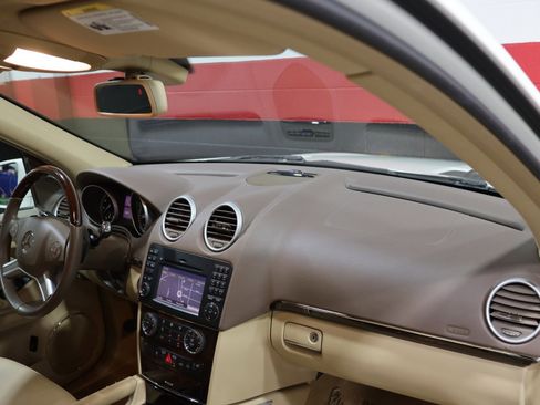 Used 2012 Mercedes-Benz GL 450 4MATIC w/ Premium 2 Pkg image 45