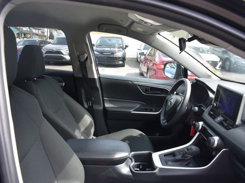 Used 2025 Toyota RAV4 LE image 15