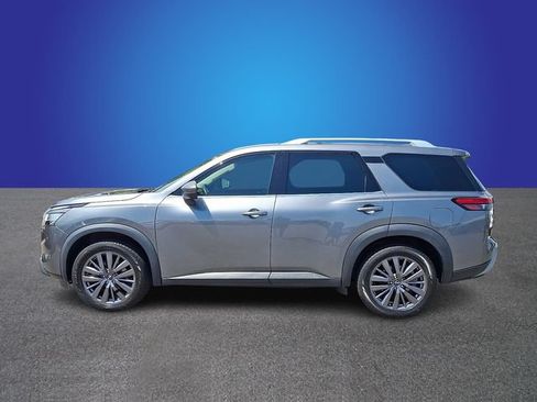 Used 2023 Nissan Pathfinder SL w/ SL Premium Package AWD/4WD image 7