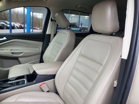 Used 2018 Ford Escape Titanium image 13