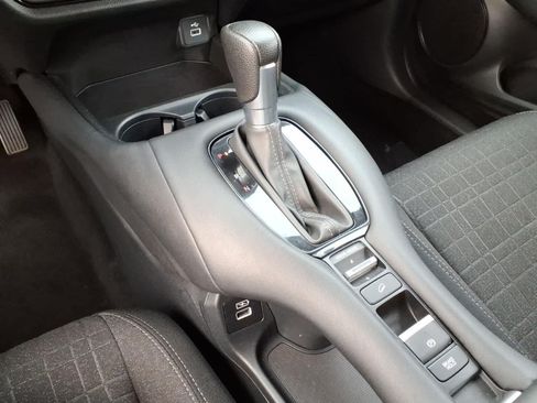 Used 2023 Honda HR-V LX image 22