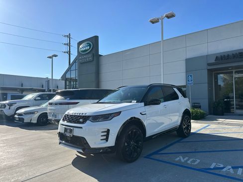 Certified 2025 Land Rover Discovery Sport Dynamic SE AWD/4WD image 1