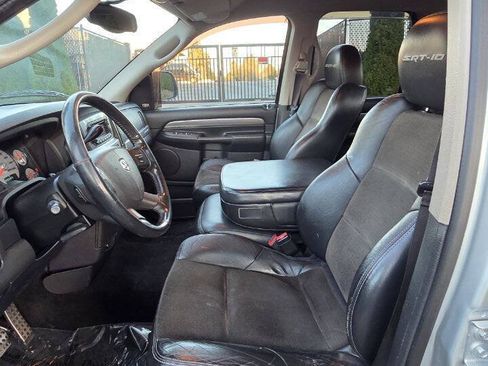 Used 2005 Dodge Ram 1500 Truck 2WD Quad Cab image 9