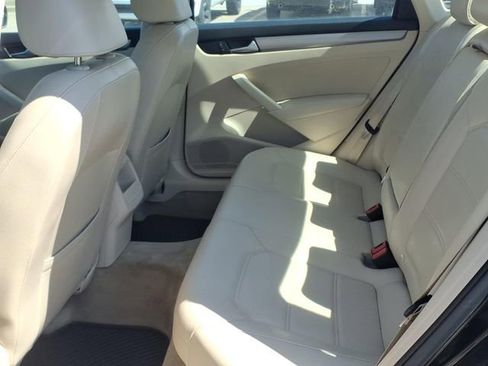 Used 2015 Volkswagen Passat 1.8T Limited Edition FWD image 14